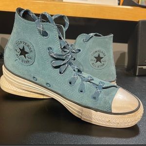 Emerald suede Converse